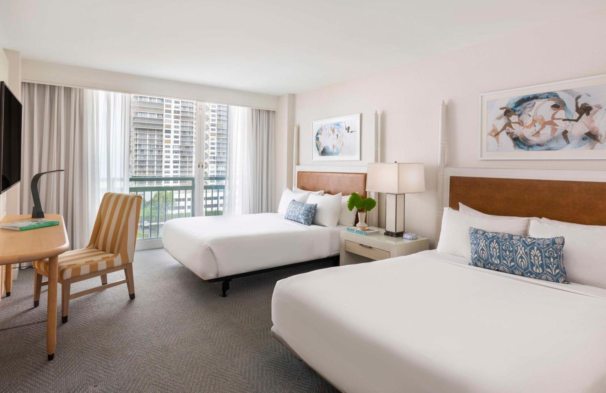 The Singer Oceanfront Resort, Curio Collection By Hilton 4*